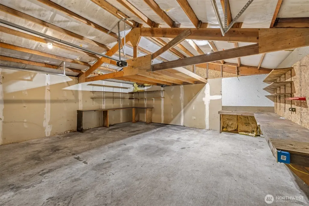 33 Baskins Road Port Angeles WA 98363