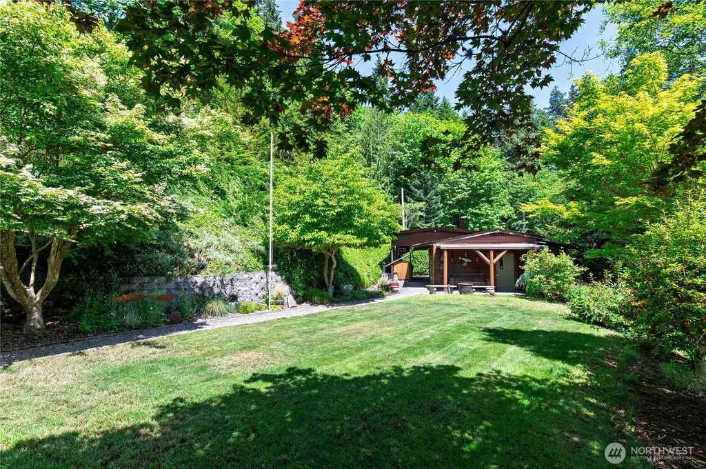 41 NE Virgina Avenue Belfair WA 98528
