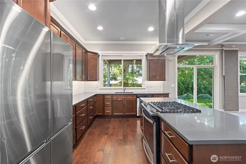 708 NW Ashford Loop Bremerton WA 98311