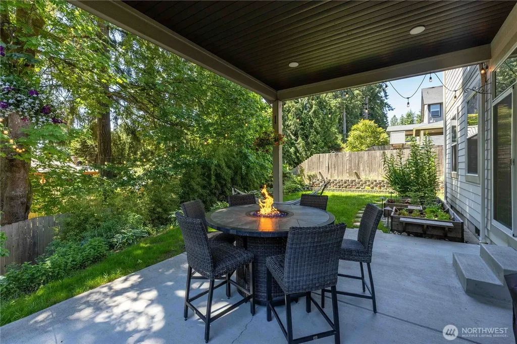 708 NW Ashford Loop Bremerton WA 98311
