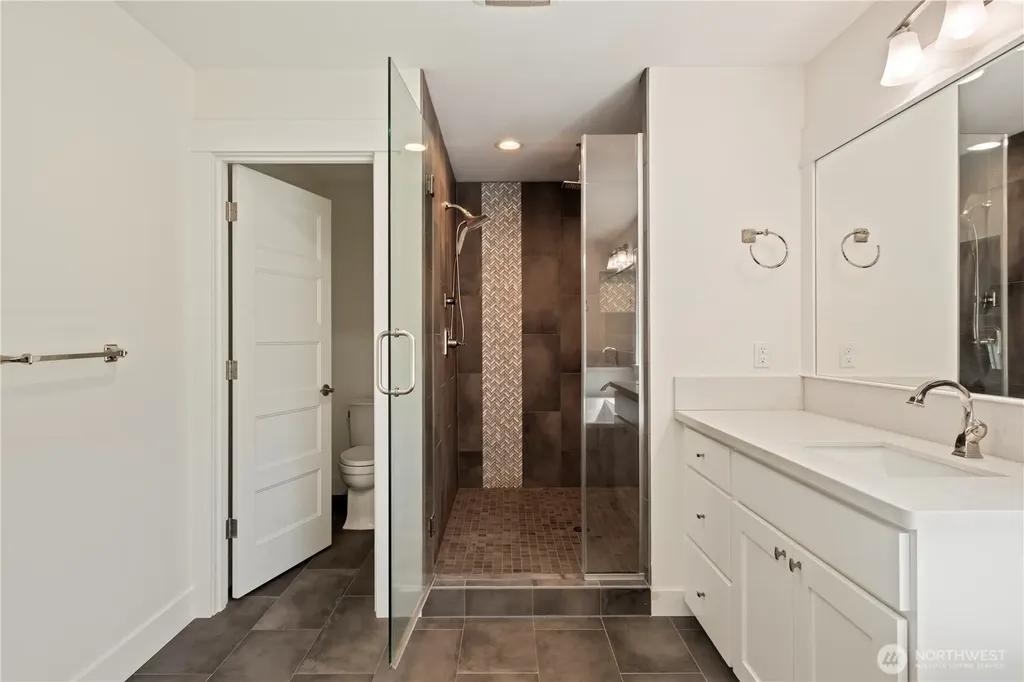 21624 62nd Avenue E Spanaway WA 98387