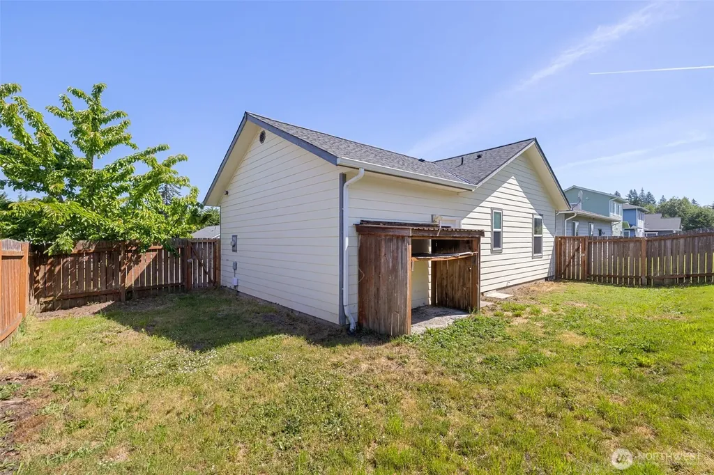 1940 Village Circle Port Angeles WA 98362
