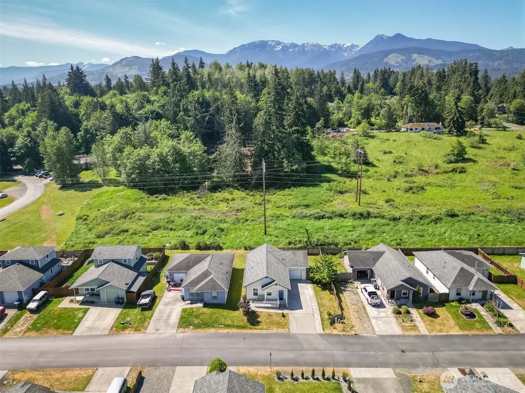 1940 Village Circle Port Angeles WA 98362