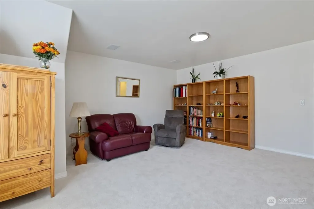21612 129th Avenue SE Kent WA 98031