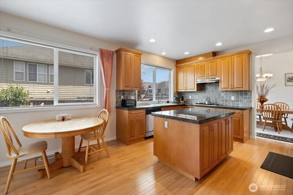 21612 129th Avenue SE Kent WA 98031
