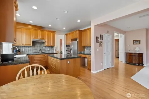 21612 129th Avenue SE Kent WA 98031
