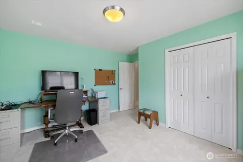 21612 129th Avenue SE Kent WA 98031