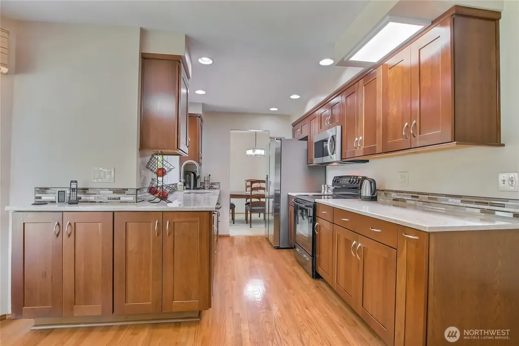 19046 SE 270th Street Covington WA 98042