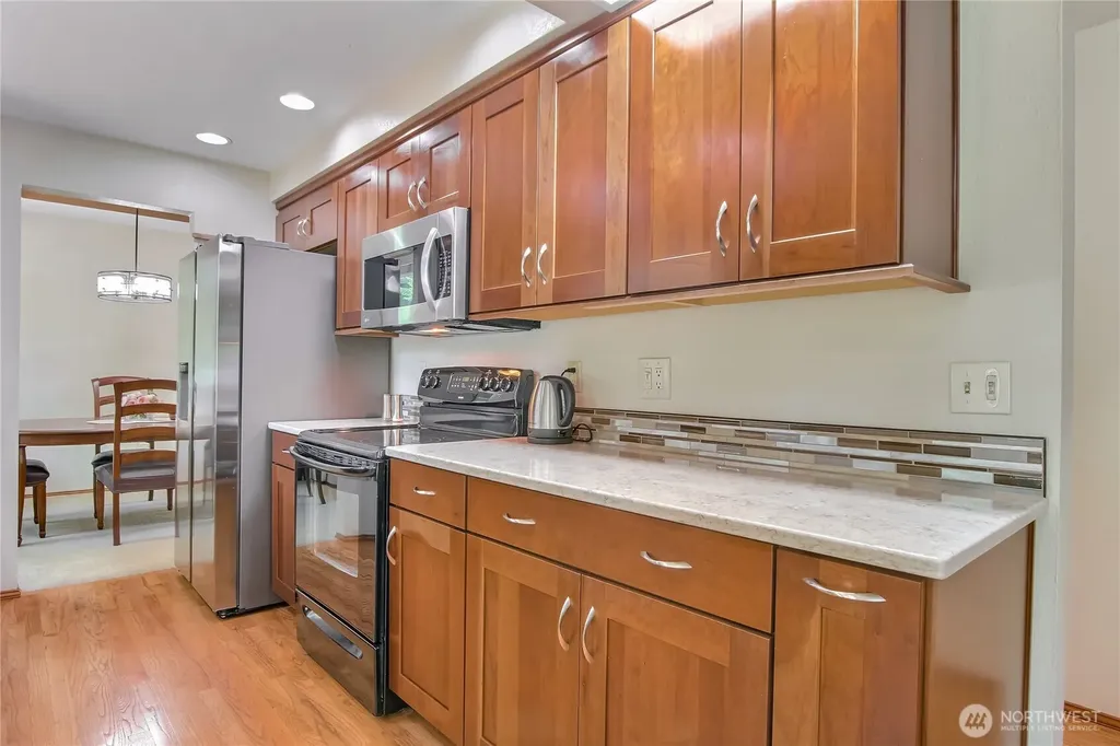19046 SE 270th Street Covington WA 98042