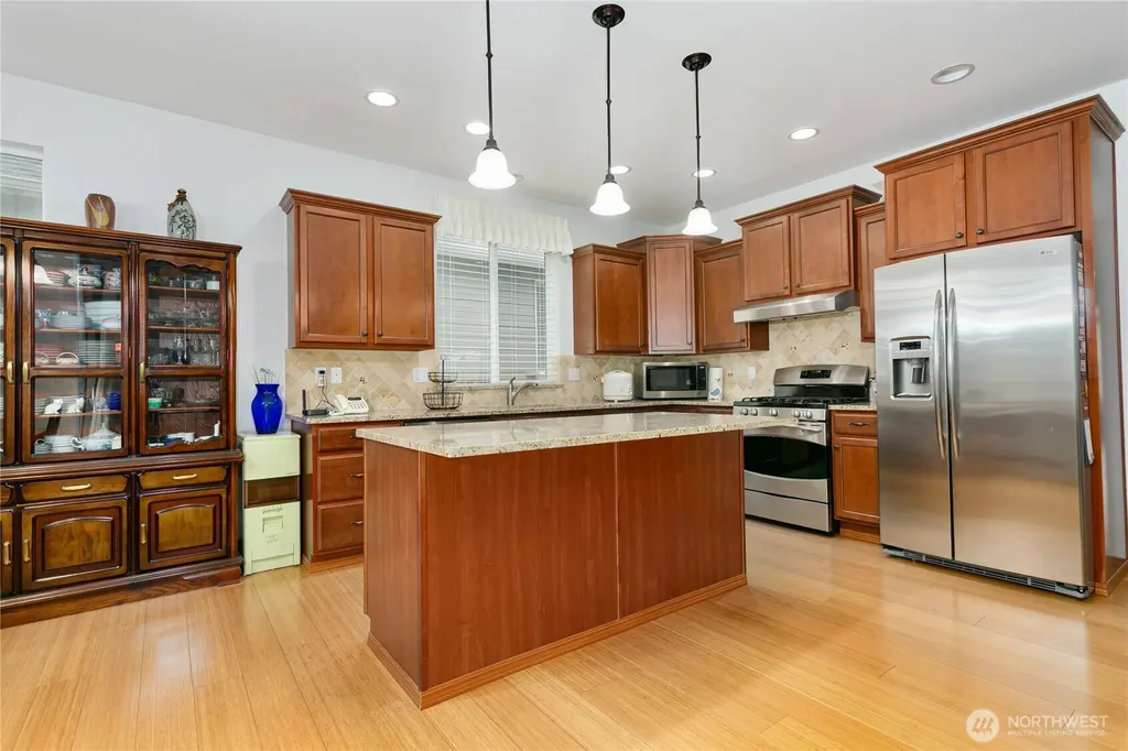 627 E 182nd Street Spanaway WA 98387