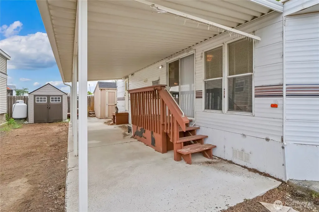 7037 E Highway 262 Othello WA 99344