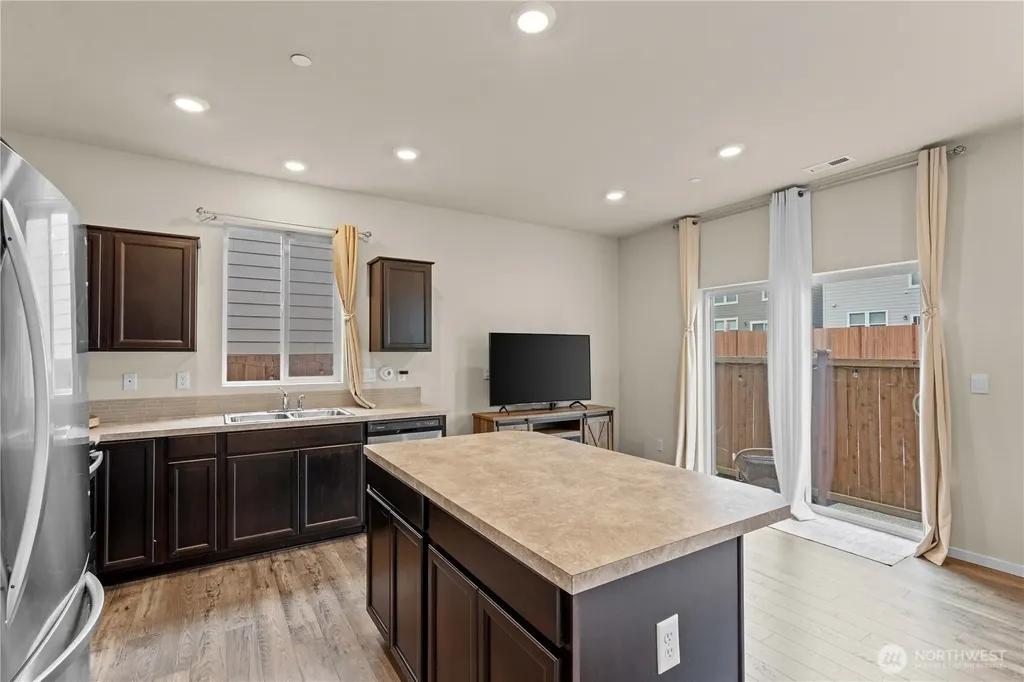 18804 109th Avenue Ct E Puyallup WA 98374