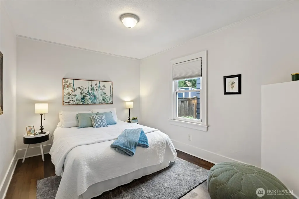 3917 Midvale Avenue N Seattle WA 98103