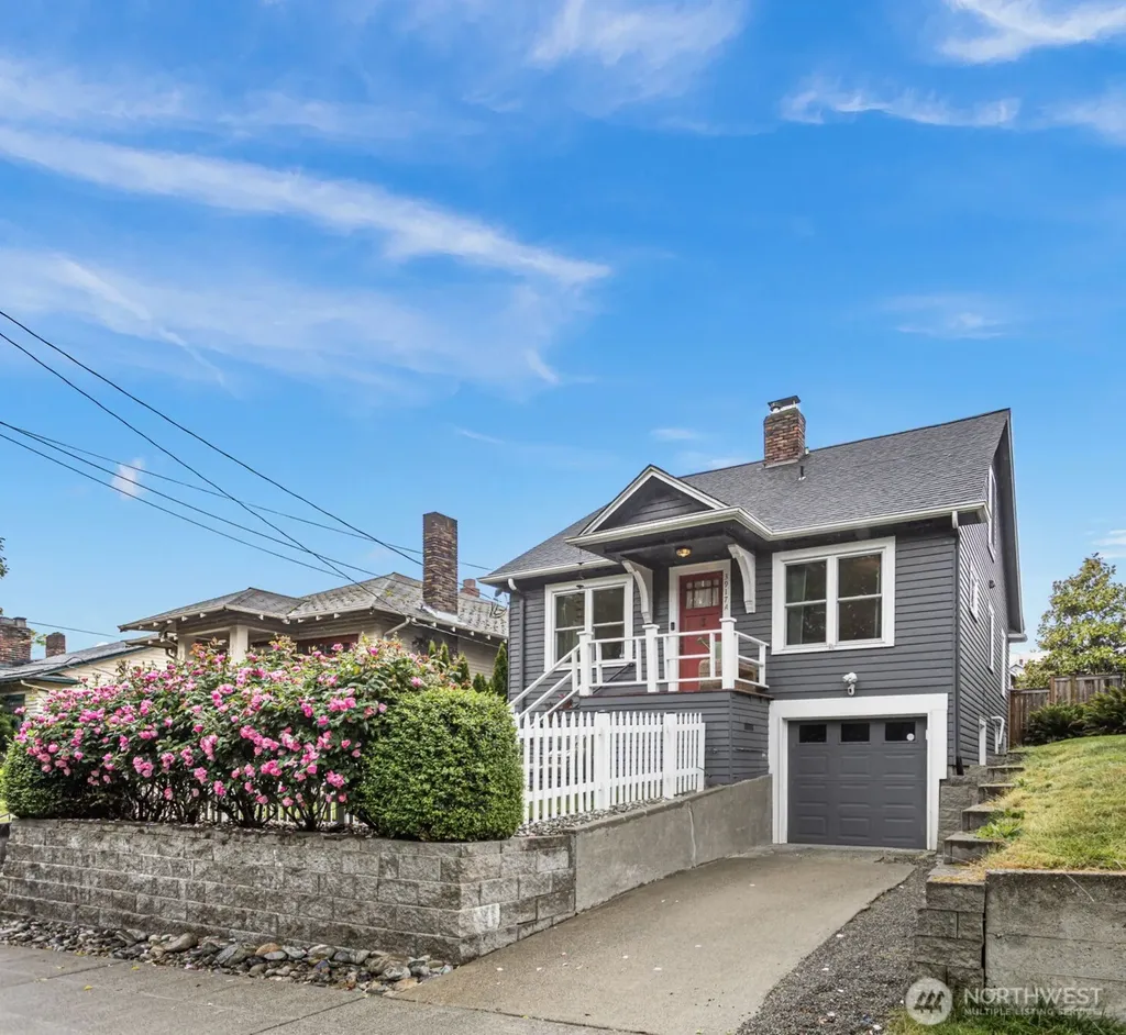 3917 Midvale Avenue N Seattle WA 98103