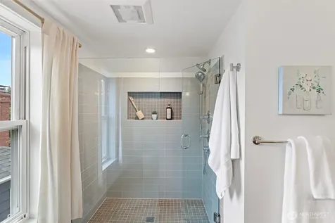 3917 Midvale Avenue N Seattle WA 98103