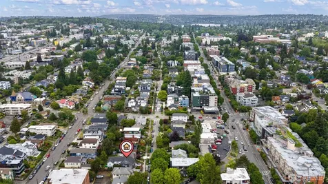 3917 Midvale Avenue N Seattle WA 98103