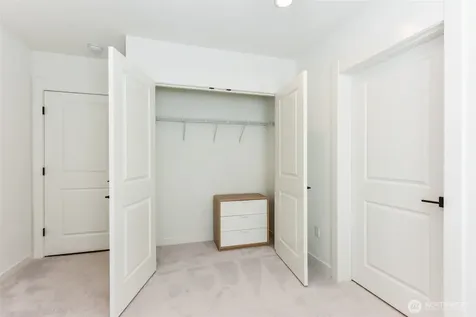 15558 NE 15th Place Bellevue WA 98007