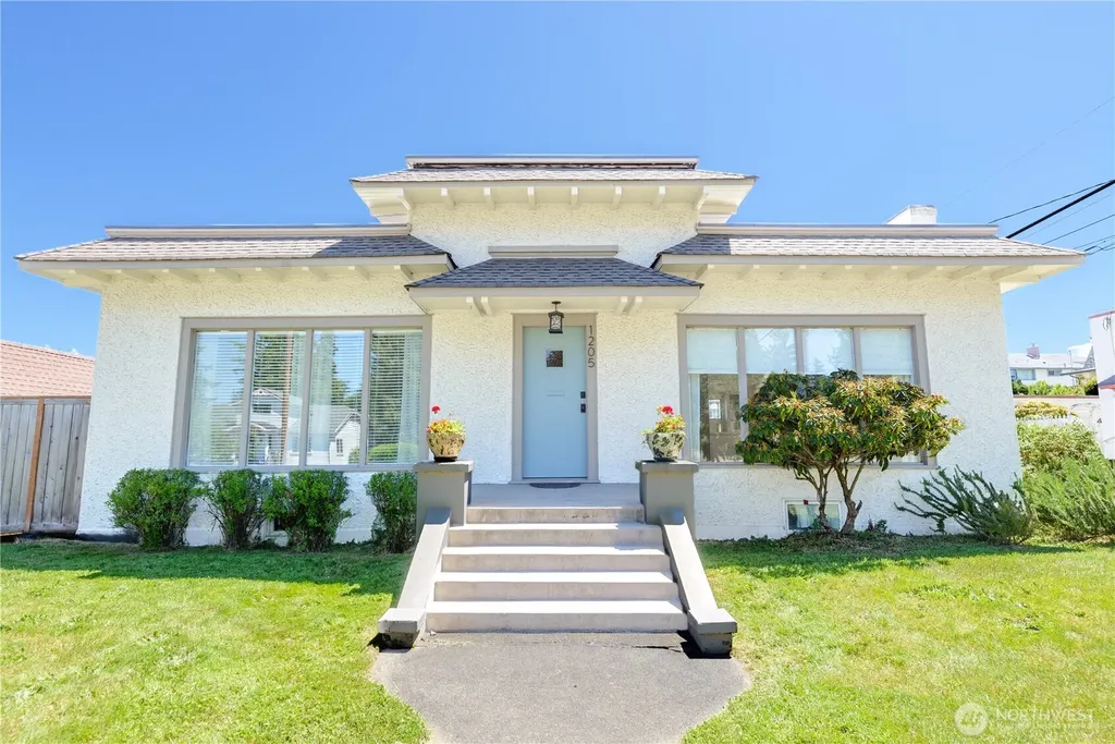 1205 S Cherry Street Port Angeles WA 98362