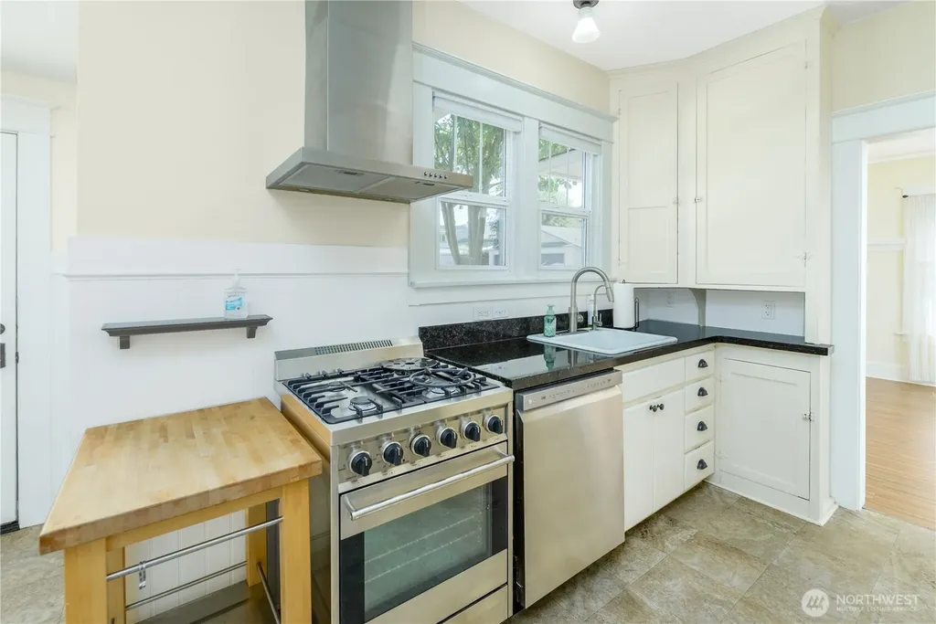 1205 S Cherry Street Port Angeles WA 98362