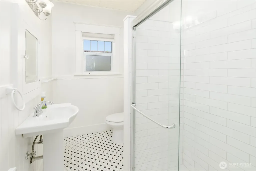 1205 S Cherry Street Port Angeles WA 98362