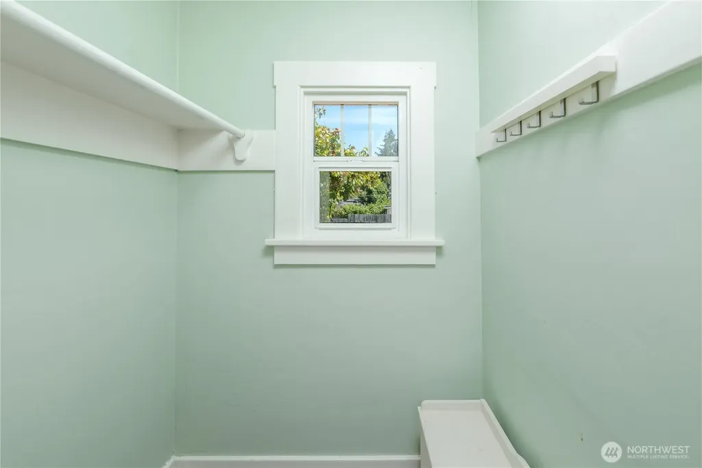 1205 S Cherry Street Port Angeles WA 98362