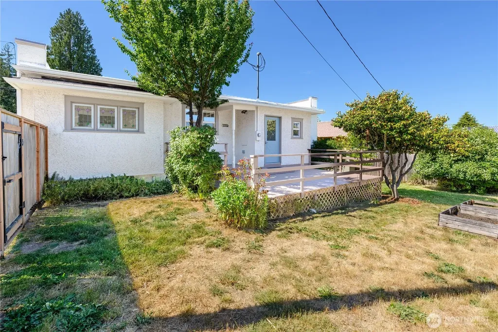 1205 S Cherry Street Port Angeles WA 98362