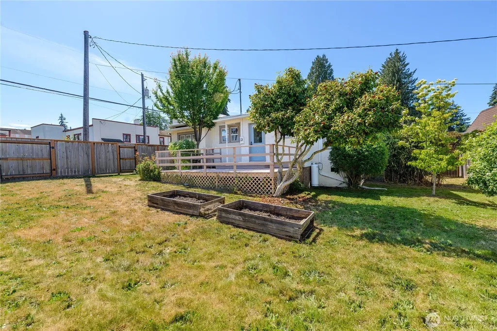 1205 S Cherry Street Port Angeles WA 98362
