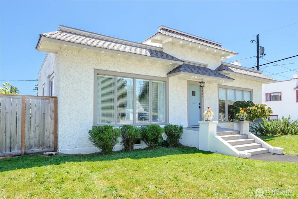 1205 S Cherry Street Port Angeles WA 98362