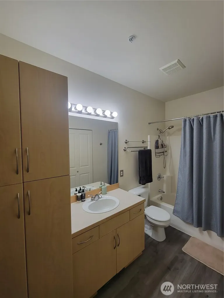 751 241st Lane SE Sammamish WA 98074