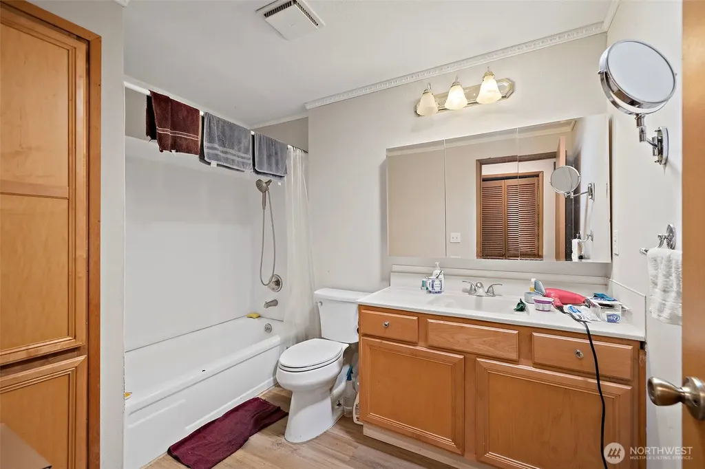 2521 Talbot Crest Drive S Renton WA 98055