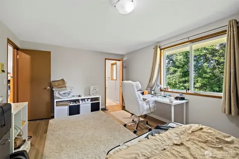 2521 Talbot Crest Drive S Renton WA 98055