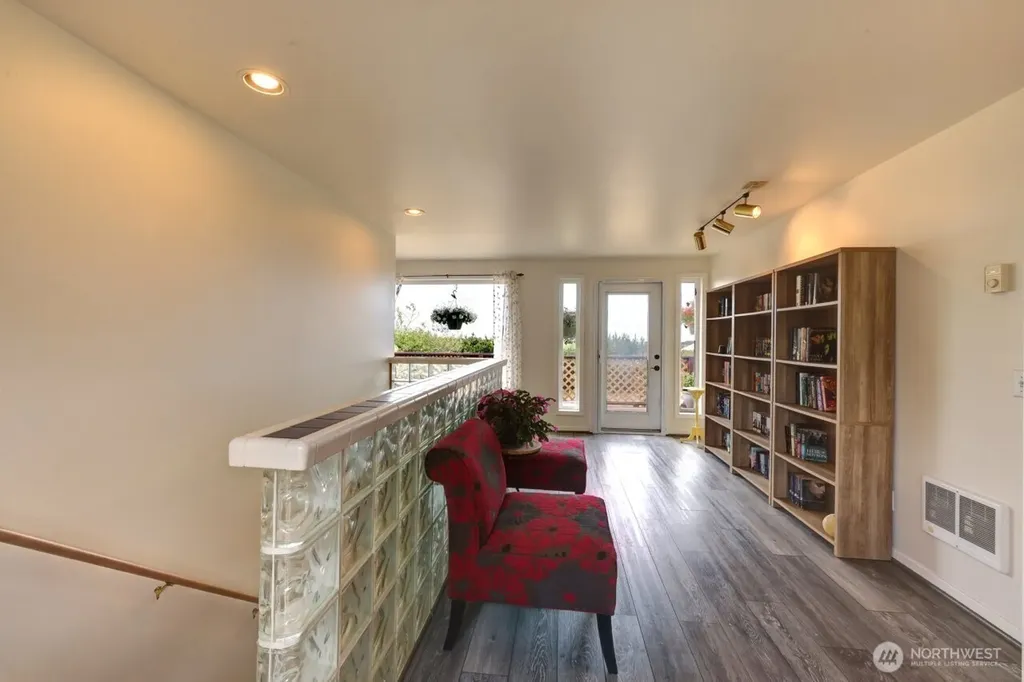 1000 346th Place Ocean Park WA 98640