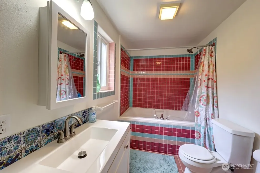 1000 346th Place Ocean Park WA 98640