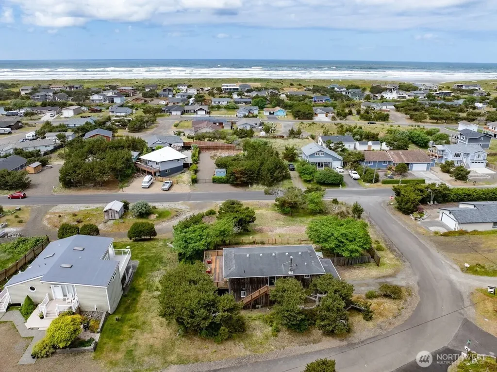1000 346th Place Ocean Park WA 98640