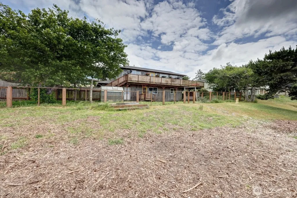 1000 346th Place Ocean Park WA 98640