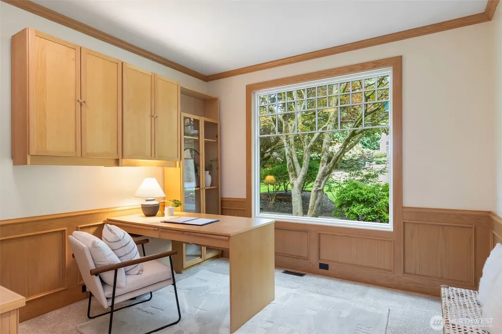 12021 198th Ct NE Woodinville WA 98077