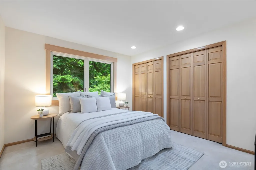 12021 198th Ct NE Woodinville WA 98077