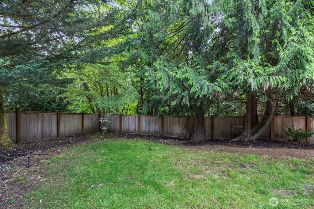 12021 198th Ct NE Woodinville WA 98077