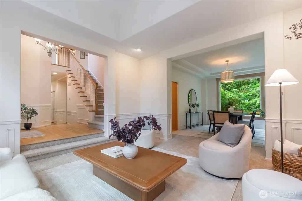 12021 198th Ct NE Woodinville WA 98077