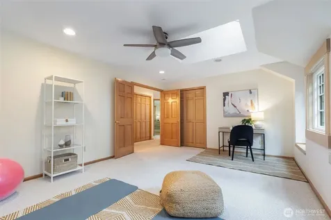 12021 198th Ct NE Woodinville WA 98077