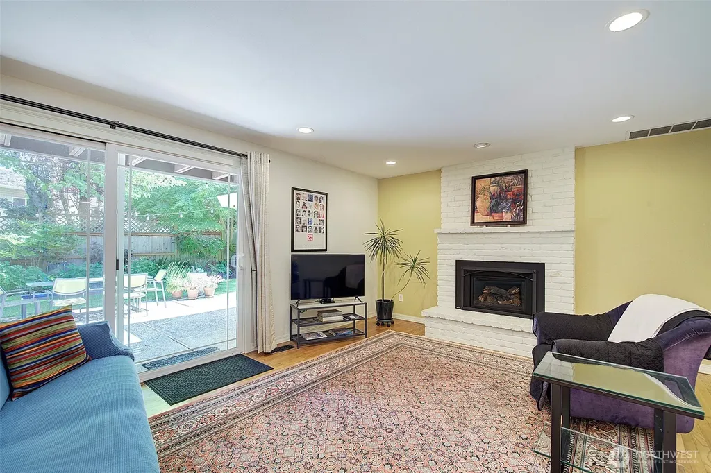 4204 SW 315th Street Federal Way WA 98023