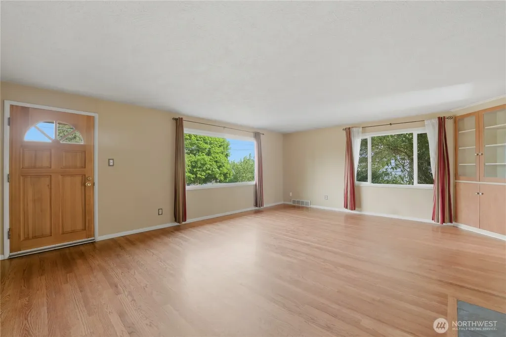 2210 N Mason Avenue Tacoma WA 98406