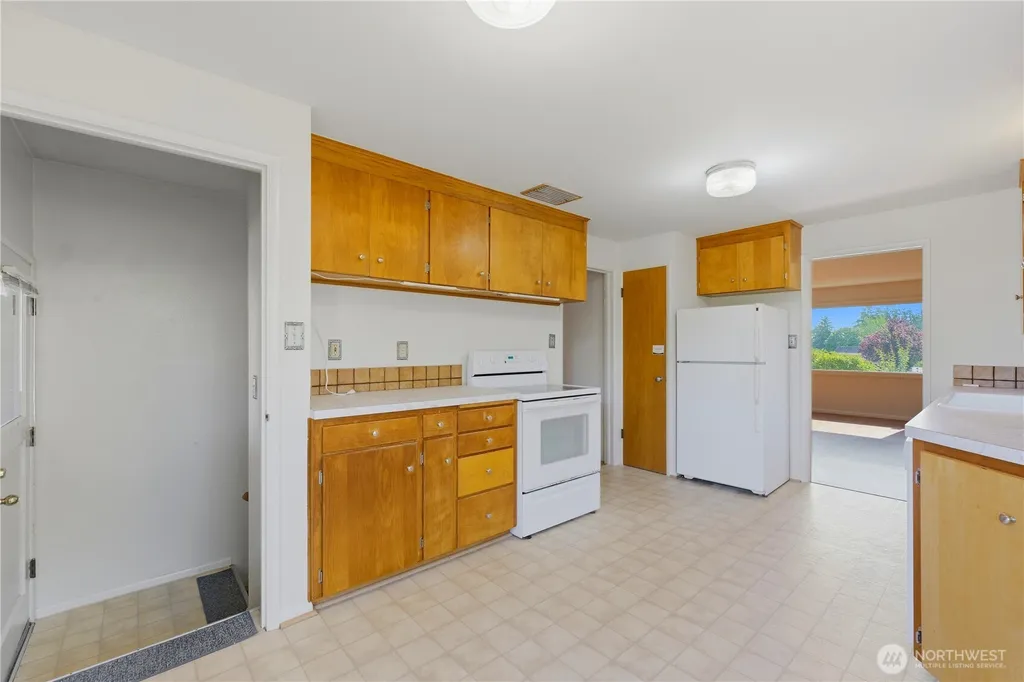 2210 N Mason Avenue Tacoma WA 98406