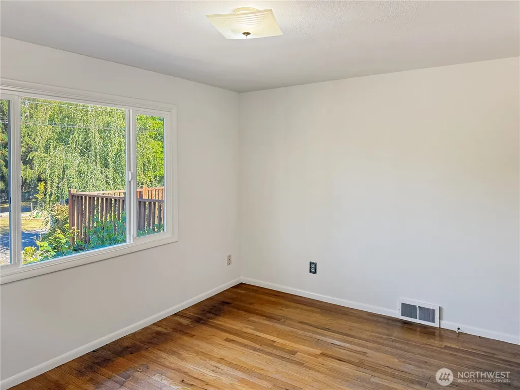 2210 N Mason Avenue Tacoma WA 98406