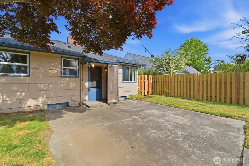 2210 N Mason Avenue Tacoma WA 98406