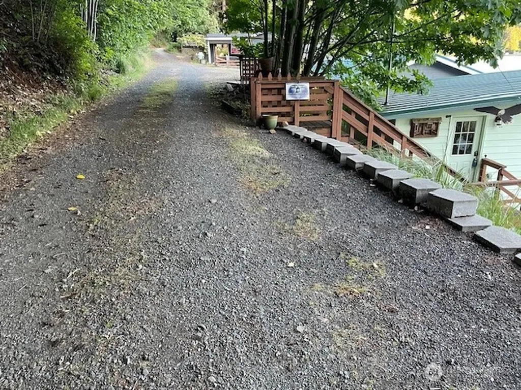 2105 Summit Lake Shore Drive NW Olympia WA 98502