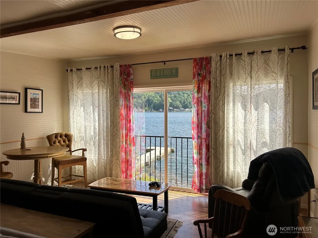 2105 Summit Lake Shore Drive NW Olympia WA 98502