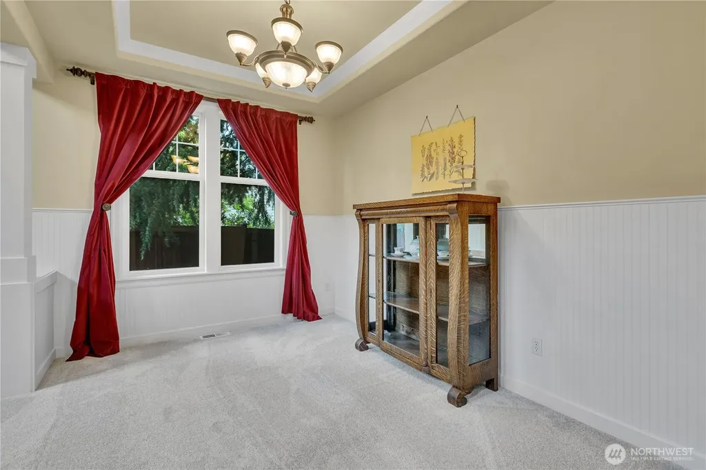 5530 Elizabeth Avenue SE Auburn WA 98092