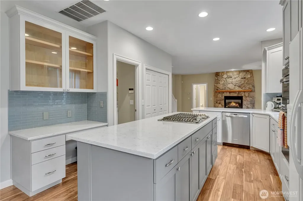 5530 Elizabeth Avenue SE Auburn WA 98092
