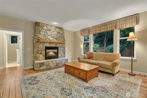5530 Elizabeth Avenue SE Auburn WA 98092